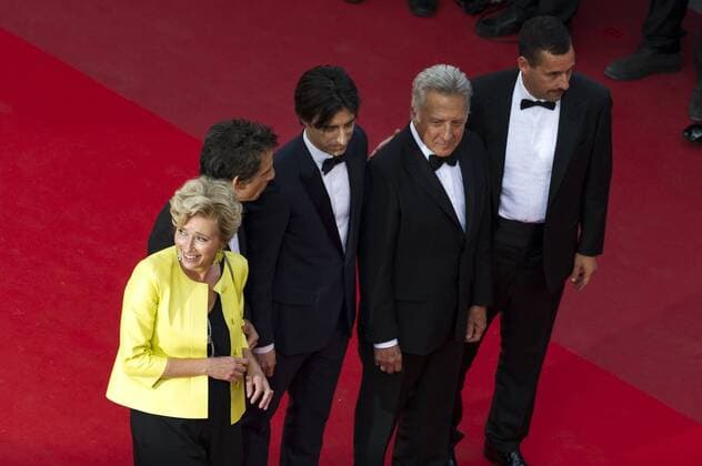 217839 Scanella Starface 2017-05-21 Cannes France 70eme Festival International du Film de Cannes. Montee des Marches du film The Meyerowitz Stories . 70th International Cannes Film Festival. Red Carpet of The Meyerowitz Stories movie . Hoffman, Dustin; Stiller, Ben; Thompson, Emma; Sandler, Adam; Baumbach, Noah  Copyright: xScanellax STAR_217839_058
