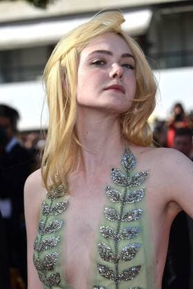 70th Cannes Film Festival 2017, Red carpet film How to talk to girl at parties . Pictured: Elle Fanning  Copyright: xSimonexComix xCannesx xIPAx xCannesx