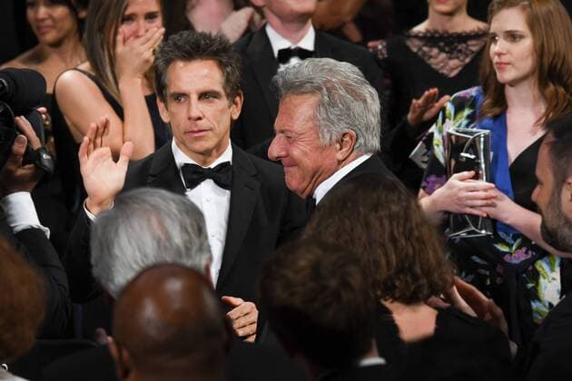 217847 Serge Arnal Starface 2017-05-21 Cannes France Exclusif: 70eme festival International du Film de Cannes. Ambiance fin de projection The Meyerowitz Stories . 70th International Cannes Film Festival. Atmosphere at the end of the screening EXCLUSIVE Hoffman, Dustin; Stiller, Ben  Copyright: xSergexArnalx xStarfacex STAR_217847_013