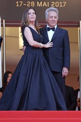Lisa Hoffman and Dustin Hoffman arrive on the red carpet before the screening of the film The Meyerowitz Stories (New and Selected) during the 70th annual Cannes International Film Festival in Cannes, France on May 21, 2017.  CAN20170521125 DAVIDxSILPA