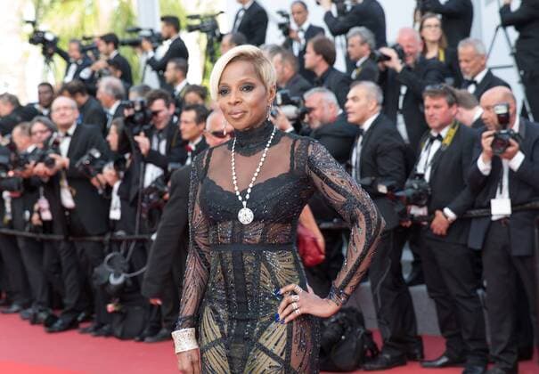 (170521) -- CANNES, May 21, 2017 -- U.S. singer Mary J. Blige poses on the red carpet for the screening of the film The Meyerowitz Stories in competition at the 70th Cannes International Film Festival in Cannes, France, on May 21, 2017. ) FRANCE-CANNES-FILM FESTIVAL- THE MEYEROWITZ STORIES -RED CARPET XuxJinquan 