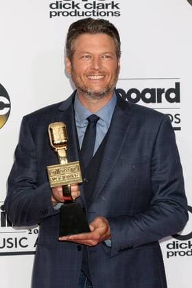 LAS VEGAS - MAY 21: Blake Shelton at the 2017 Billboard Awards Press Room at the T-Mobile Arena on May 21, 2017 in Las Vegas, NV  Copyright: xKathyxHutchinsx xIPAx xHutchinsxPhotox