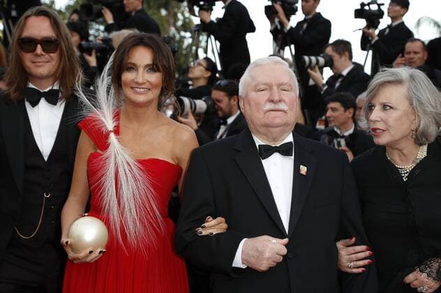 Former Polish president Lech Walesa attending the The Meyerowitz Stories premiere during the 70th Cannes Film Festival at the Palais des Festivals in Cannes on May 21, 2017 Foto:xR.xWagnerx xFuturexImage