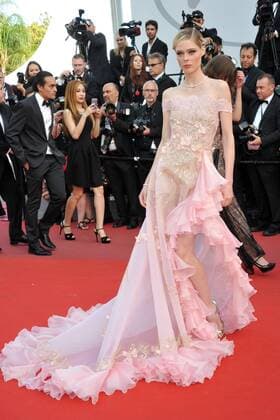 Coco Rocha attending the The Meyerowitz Stories premiere during the 70th Cannes Film Festival at the Palais des Festivals in Cannes on May 21, 2017. Foto:xL.xFontanax xFuturexImage