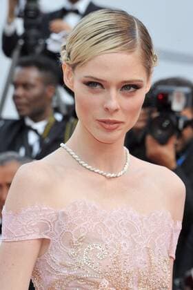 Coco Rocha attending the The Meyerowitz Stories premiere during the 70th Cannes Film Festival at the Palais des Festivals in Cannes on May 21, 2017. Foto:xL.xFontanax xFuturexImage