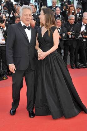 Dustin Hoffman and his wife Lisa attending the The Meyerowitz Stories premiere during the 70th Cannes Film Festival at the Palais des Festivals in Cannes on May 21, 2017. Foto:xL.xFontanax xFuturexImage