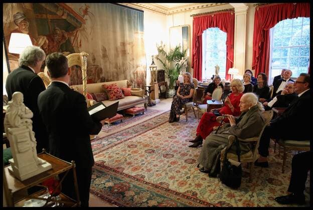 . 18 05 2017. London, United Kingdom. Duchess of Cornwall Hosts Dinner For The London Library. Camilla, Duchess of Cornwall, Patron of the London Library, hosts a dinner and evening of readings in honour of the Library s President, Sir Tom Stoppard at Clarence House on May 18, 2017 in London, England.  xi-Imagesx xPoolx IIM-15165-0003