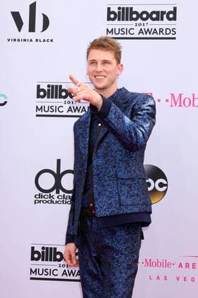 LAS VEGAS - MAY 21: Machine Gun Kelly at the 2017 Billboard Music Awards - Arrivals at the T-Mobile Arena on May 21, 2017 in Las Vegas, NV  Copyright: xKathyxHutchinsx xIPAx xHutchinsxPhotox