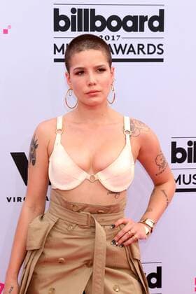 LAS VEGAS - MAY 21: Halsey at the 2017 Billboard Music Awards - Arrivals at the T-Mobile Arena on May 21, 2017 in Las Vegas, NV  Copyright: xKathyxHutchinsx xIPAx xHutchinsxPhotox