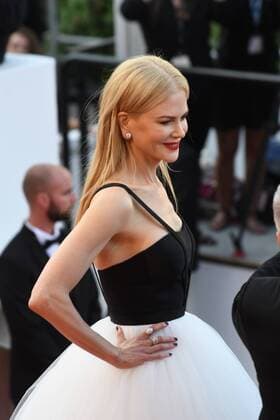 217880 Serge Arnal Starface 2017-05-22 Cannes France 70eme Festival International du Film de Cannes. Montee des Marches du film Mise a Mort du Cerf Sacre . 70th International Cannes Film Festival. Red Carpet of Mise a Mort du Cerf Sacre movie Kidman, Nicole  Copyright: xSergexArnalx xStarfacex STAR_217880_046