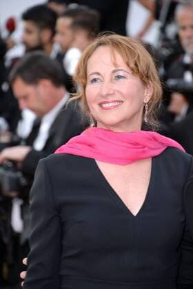 217879 Degun-Paoli Starface 2017-05-22 Cannes Etats-Unis 70eme Festival International du Film de Cannes. Montee des Marches du film Mise a Mort du Cerf Sacre . 70th International Cannes Film Festival. Red Carpet of Mise a Mort du Cerf Sacre movie Royal, Ségolène  Copyright: xDegun-Paolix STAR_217879_109