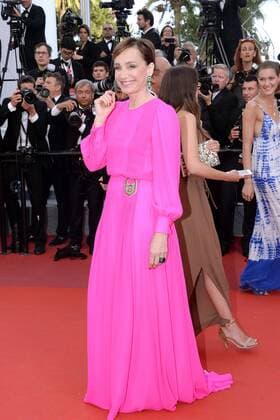 217879 Degun-Paoli Starface 2017-05-22 Cannes Etats-Unis 70eme Festival International du Film de Cannes. Montee des Marches du film Mise a Mort du Cerf Sacre . 70th International Cannes Film Festival. Red Carpet of Mise a Mort du Cerf Sacre movie Scott-Thomas, Kristin  Copyright: xDegun-Paolix STAR_217879_114