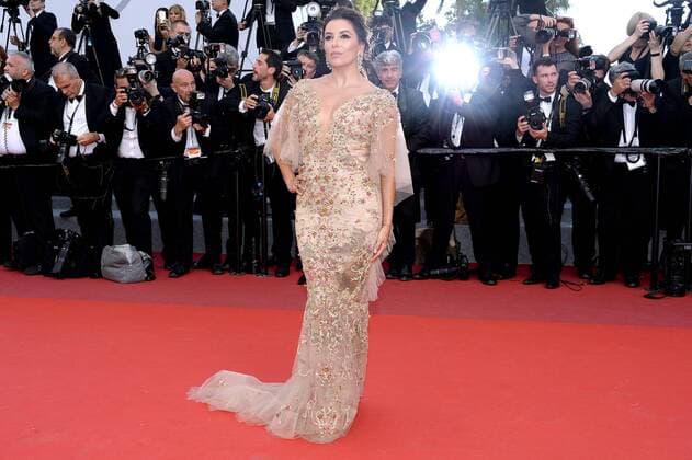217879 Degun-Paoli Starface 2017-05-22 Cannes Etats-Unis 70eme Festival International du Film de Cannes. Montee des Marches du film Mise a Mort du Cerf Sacre . 70th International Cannes Film Festival. Red Carpet of Mise a Mort du Cerf Sacre movie Longoria, Eva  Copyright: xDegun-Paolix STAR_217879_147