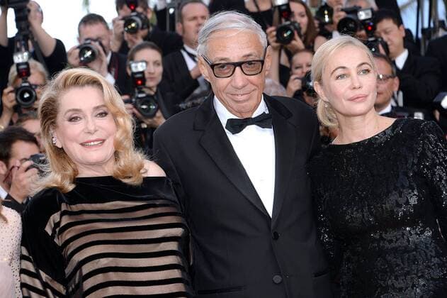 217879 Degun-Paoli Starface 2017-05-22 Cannes Etats-Unis 70eme Festival International du Film de Cannes. Montee des Marches du film Mise a Mort du Cerf Sacre . 70th International Cannes Film Festival. Red Carpet of Mise a Mort du Cerf Sacre movie Beart, Emmanuelle; Deneuve, Catherine; Téchiné André  Copyright: xDegun-Paolix STAR_217879_159