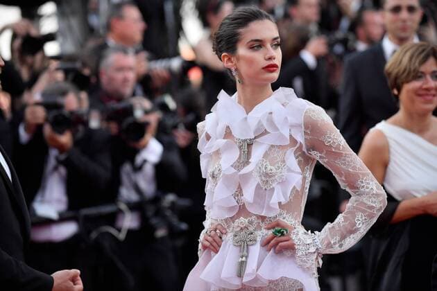 217879 Degun-Paoli Starface 2017-05-22 Cannes Etats-Unis 70eme Festival International du Film de Cannes. Montee des Marches du film Mise a Mort du Cerf Sacre . 70th International Cannes Film Festival. Red Carpet of Mise a Mort du Cerf Sacre movie Sampaio, Sara  Copyright: xDegun-Paolix STAR_217879_267