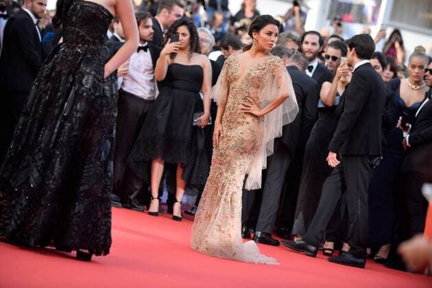 217879 Degun-Paoli Starface 2017-05-22 Cannes Etats-Unis 70eme Festival International du Film de Cannes. Montee des Marches du film Mise a Mort du Cerf Sacre . 70th International Cannes Film Festival. Red Carpet of Mise a Mort du Cerf Sacre movie Longoria, Eva  Copyright: xDegun-Paolix STAR_217879_280