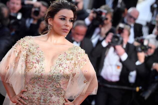 217879 Degun-Paoli Starface 2017-05-22 Cannes Etats-Unis 70eme Festival International du Film de Cannes. Montee des Marches du film Mise a Mort du Cerf Sacre . 70th International Cannes Film Festival. Red Carpet of Mise a Mort du Cerf Sacre movie Longoria, Eva  Copyright: xDegun-Paolix STAR_217879_291