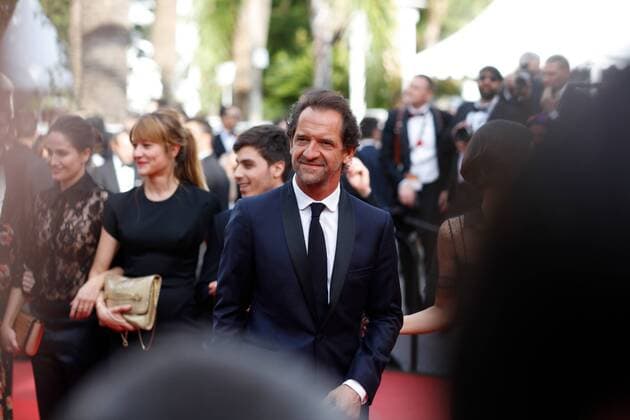 Stephane de Groodt CINEMA : 70 eme Festival de Cannes - Tapis rouge - Mise a mort du cerf sacre - 22 05 2017 loicThebaud Panoramic 