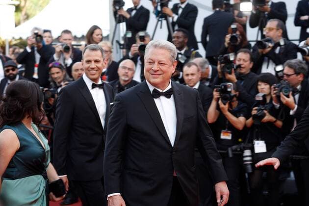 Al Gore CINEMA : 70 eme Festival de Cannes - Tapis rouge - Mise a mort du cerf sacre - 22 05 2017 loicThebaud Panoramic 