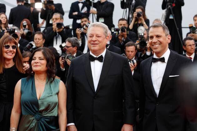Al Gore CINEMA : 70 eme Festival de Cannes - Tapis rouge - Mise a mort du cerf sacre - 22 05 2017 loicThebaud Panoramic 