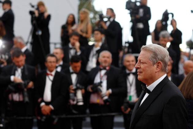 Al Gore CINEMA : 70 eme Festival de Cannes - Tapis rouge - Mise a mort du cerf sacre - 22 05 2017 loicThebaud Panoramic 