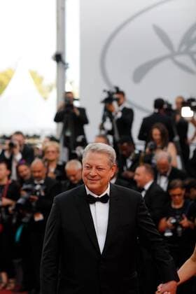 Al Gore CINEMA : 70 eme Festival de Cannes - Tapis rouge - Mise a mort du cerf sacre - 22 05 2017 loicThebaud Panoramic 