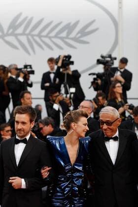 Andre Techine, Celine, Sallette, Pierre Deladonchamps CINEMA : 70 eme Festival de Cannes - Tapis rouge - Mise a mort du cerf sacre - 22 05 2017 loicThebaud Panoramic 