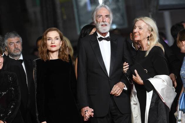Cannes - Premiere Happy End 217887 Degun-Paoli Starface 2017-05-22 Cannes France 70eme Festival International du Film de Cannes. Montee des Marches du film Happy End . 70th International Cannes Film Festival. Red Carpet of Happy End movie Huppert, Isabelle; Haneke, Michael  Copyright: xDegun-Paolix STAR_217887_013