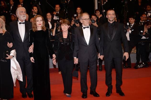 Cannes - Premiere Happy End 217887 Degun-Paoli Starface 2017-05-22 Cannes France 70eme Festival International du Film de Cannes. Montee des Marches du film Happy End . 70th International Cannes Film Festival. Red Carpet of Happy End movie Huppert, Isabelle; Haneke, Michael; Kassovitz, Mathieu; Trintignant, Jean Louis; Hoepfner, Marianna  Copyright: xDegun-Paolix STAR_217887_027