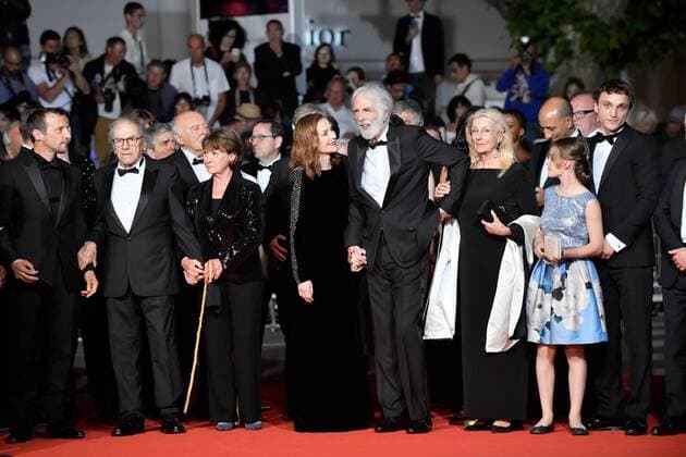 Cannes - Premiere Happy End 217887 Degun-Paoli Starface 2017-05-22 Cannes France 70eme Festival International du Film de Cannes. Montee des Marches du film Happy End . 70th International Cannes Film Festival. Red Carpet of Happy End movie Huppert, Isabelle; Haneke, Michael; Kassovitz, Mathieu; Trintignant, Jean Louis; Hoepfner, Marianna  Copyright: xDegun-Paolix STAR_217887_043