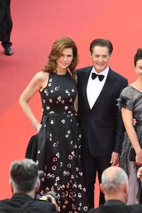 218003 Serge Arnal Starface 2017-05-25 Cannes France 70eme Festival International du Film de Cannes. Montee des Marches du film Twin Peaks . 70th International Cannes Film Festival. Red Carpet of Twin Peaks movie MacLachlan, Kyle; Gruber, Desiree  Copyright: xSergexArnalx xStarfacex STAR_218003_010