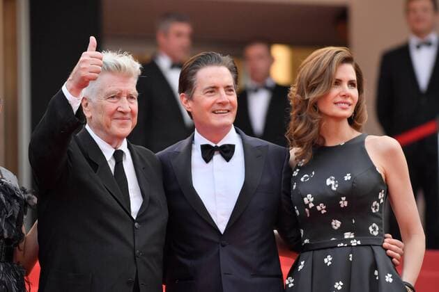 Cannes - Premiere Twin Peaks 218002 Degun-Paoli Starface 2017-05-25 Cannes France 70eme Festival International du Film de Cannes. Montee des Marches du film Twin Peaks . 70th International Cannes Film Festival. Red Carpet of Twin Peaks movie Lynch, David; MacLachlan, Kyle; Gruber, Desiree  Copyright: xDegun-Paolix STAR_218002_035
