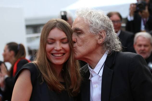 Abel Ferrara (R) and guest arrive on the red carpet before the screening of Twin Peaks during the 70th annual Cannes International Film Festival in Cannes, France on May 25, 2017.  CAN20170525735 DAVIDxSILPA