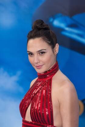 Actor Gal Gadot attends the Premiere of Warner Bros. Pictures Wonder Woman at the Pantages Theatre on May 25, 2017 in Hollywood, California. USA - 2017 The Premiere of Warner Bros. Pictures Wonder Woman at the Pantages Theatre in Hollywood, California.  Copyright: xMishaxUrubkovx