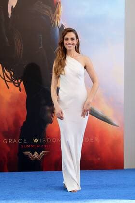 LOS ANGELES - MAY 25: Alexandra Siegel at the Wonder Woman Los Angeles Premiere at the Pantages Theater on May 25, 2017 in Los Angeles, CA  Copyright: xKathyxHutchinsx xIPAx xHutchinsxPhotox