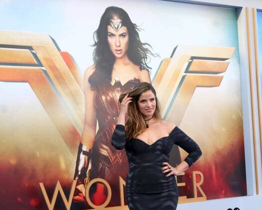 LOS ANGELES - MAY 25: Noa Tishby at the Wonder Woman Los Angeles Premiere at the Pantages Theater on May 25, 2017 in Los Angeles, CA  Copyright: xKathyxHutchinsx xIPAx xHutchinsxPhotox
