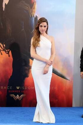 LOS ANGELES - MAY 25: Alexandra Siegel at the Wonder Woman Los Angeles Premiere at the Pantages Theater on May 25, 2017 in Los Angeles, CA  Copyright: xKathyxHutchinsx xIPAx xHutchinsxPhotox