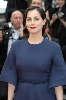 70th Cannes Film Festival 2017, Red Carpet film L amant double . Pictured : Amira Casar  Copyright: xAlbertoxTerenghi Cannesx xIPAx xCannesx
