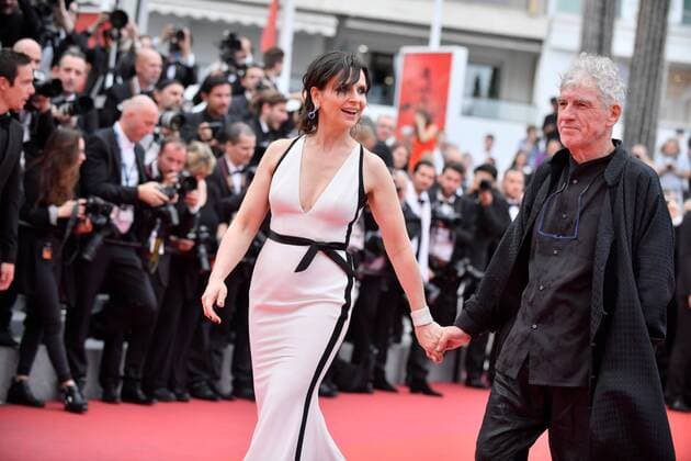 218052 Degun-Paoli Starface 2017-05-26 Etats-Unis 70eme Festival International du Film de Cannes. Montee des Marches du film L amant Double . 70th International Cannes Film Festival. Red Carpet of L amant Double movie . Binoche, Juliette  Copyright: xDegun-Paolix STAR_218052_102