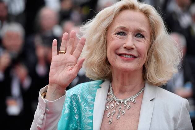 218052 Degun-Paoli Starface 2017-05-26 Etats-Unis 70eme Festival International du Film de Cannes. Montee des Marches du film L amant Double . 70th International Cannes Film Festival. Red Carpet of L amant Double movie . Fossey, Brigitte  Copyright: xDegun-Paolix STAR_218052_141