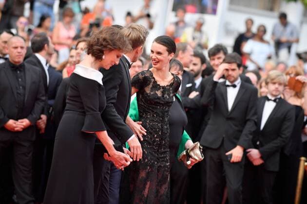 218052 Degun-Paoli Starface 2017-05-26 Etats-Unis 70eme Festival International du Film de Cannes. Montee des Marches du film L amant Double . 70th International Cannes Film Festival. Red Carpet of L amant Double movie . Bisset, Jacqueline; Vacth, Marine  Copyright: xDegun-Paolix STAR_218052_149