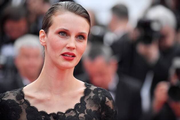 218052 Degun-Paoli Starface 2017-05-26 Etats-Unis 70eme Festival International du Film de Cannes. Montee des Marches du film L amant Double . 70th International Cannes Film Festival. Red Carpet of L amant Double movie .  Copyright: xDegun-Paolix STAR_218052_159