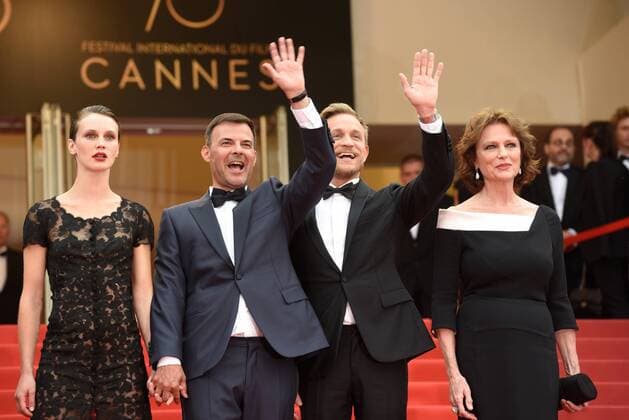 Marine Vacth, Francois Ozon, Jeremie Renier, Jacqueline Bisset CINEMA : 70 eme Festival de Cannes - Tapis rouge - L amant double - 26 05 2017 LOICThebaud Panoramic 