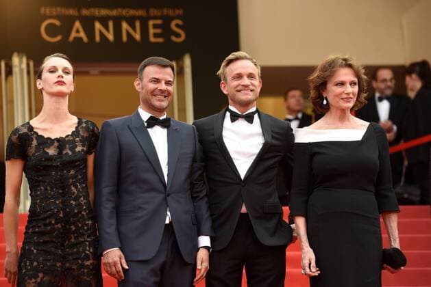Marine Vacth, Francois Ozon, Jeremie Renier, Jacqueline Bisset CINEMA : 70 eme Festival de Cannes - Tapis rouge - L amant double - 26 05 2017 LOICThebaud Panoramic 