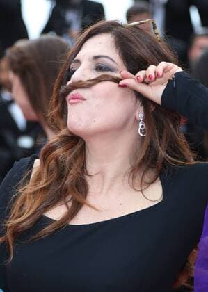 Agnes Jaoui arrives on the red carpet before the screening of the film L amant double during the 70th annual Cannes International Film Festival in Cannes, France on May 26, 2017.  CAN20170526080 DAVIDxSILPA