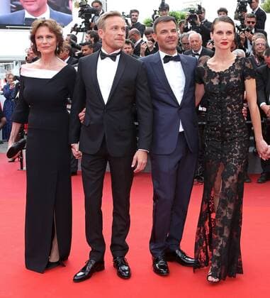 (From L to R) Jacqueline Bisset, Jeremie Renier, Francois Ozon and Marine Vacth arrive on the red carpet before the screening of the film L amant double during the 70th annual Cannes International Film Festival in Cannes, France on May 26, 2017.  CAN20170526085 DAVIDxSILPA