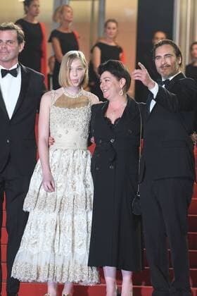 Cannes - Premiere You were never really here 218080 Degun-Paoli Starface 2017-05-27 Cannes France 70eme Festival International du Film de Cannes. Montee du film You were never really here . 70th Intenational Cannes Film Festival. Red Carpet for You were never really here movie . Phoenix, Joaquin; Ramsay, Lynne; Samsonov, Ekaterina  Copyright: xDegun-Paolix STAR_218080_028