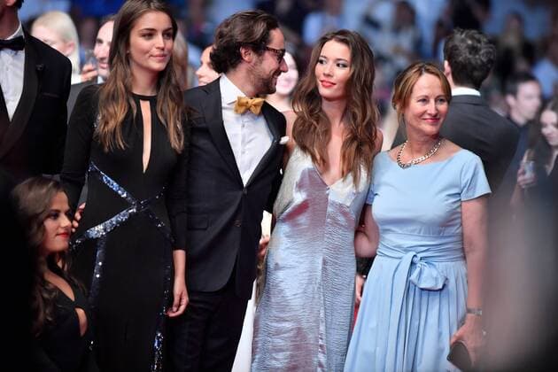 Cannes - Premiere You were never really here 218080 Degun-Paoli Starface 2017-05-27 Cannes France 70eme Festival International du Film de Cannes. Montee du film You were never really here . 70th Intenational Cannes Film Festival. Red Carpet for You were never really here movie . Royal, Ségolène; Hollande, Thomas; Broussouloux, Emilie  Copyright: xDegun-Paolix STAR_218080_035