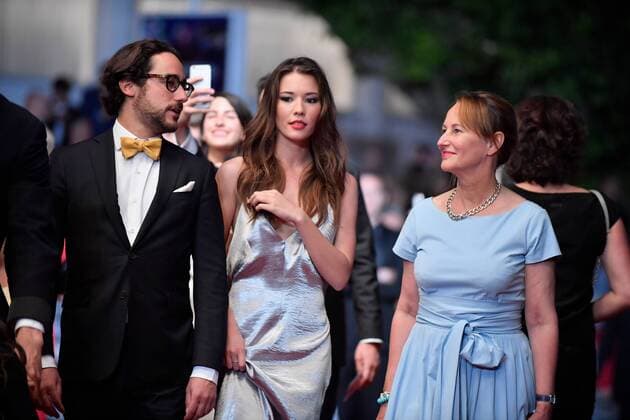 Cannes - Premiere You were never really here 218080 Degun-Paoli Starface 2017-05-27 Cannes France 70eme Festival International du Film de Cannes. Montee du film You were never really here . 70th Intenational Cannes Film Festival. Red Carpet for You were never really here movie . Royal, Ségolène; Hollande, Thomas; Broussouloux, Emilie  Copyright: xDegun-Paolix STAR_218080_037