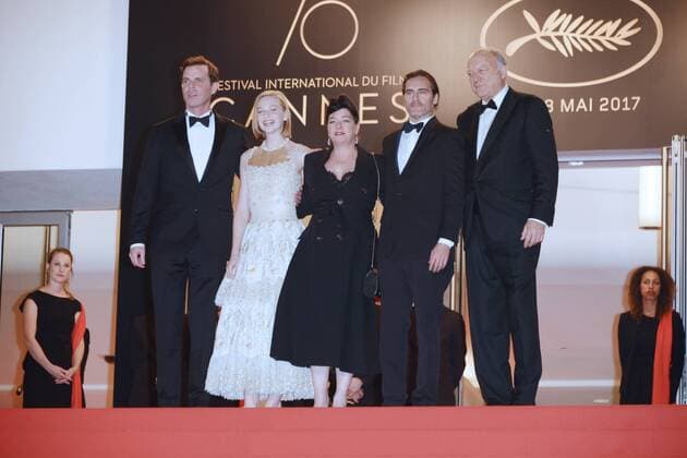 May 27, 2017 - Cannes, France - CANNES, FRANCE - MAY 27: Alex Manette, Ekaterina Samsonov, director Lynne Ramsay, Joaquin Phoenix and John Doman attend the You Were Never Really Here screening during the 70th annual Cannes Film Festival at Palais des Festivals on May 27, 2017 in Cannes, France. Cannes France - ZUMAi09_ 20170527_zaf_i09_057 Copyright: xFrederickxInjimbertx